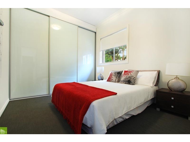 2/53 Francis Street, Corrimal NSW 2518