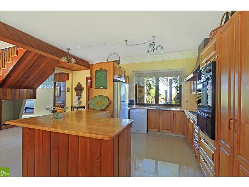 3 Yuill Ave, Corrimal NSW 2518