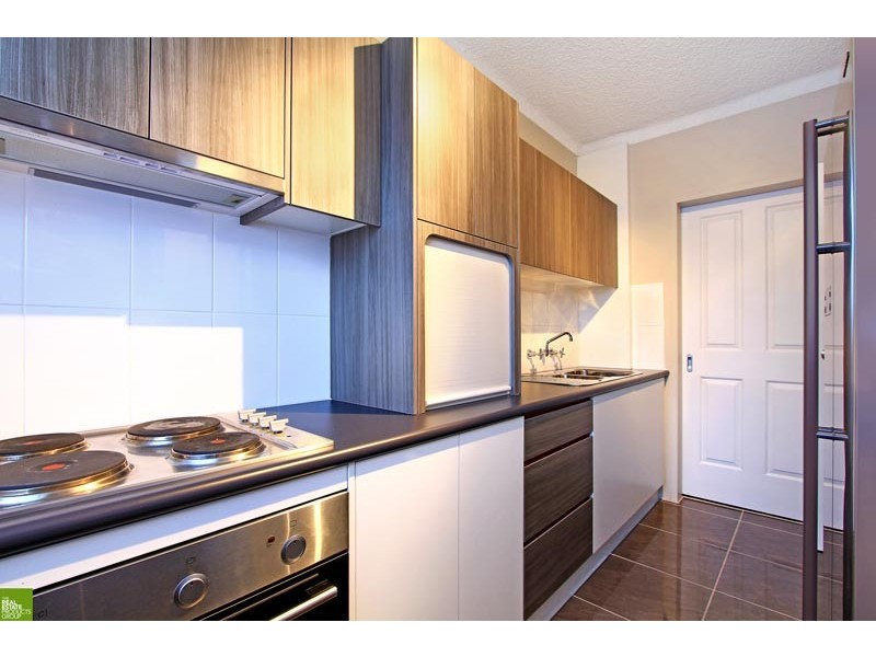 10/6 Mackie Street, Coniston NSW 2500