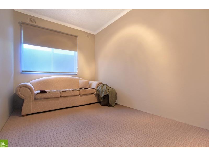 10/6 Mackie Street, Coniston NSW 2500