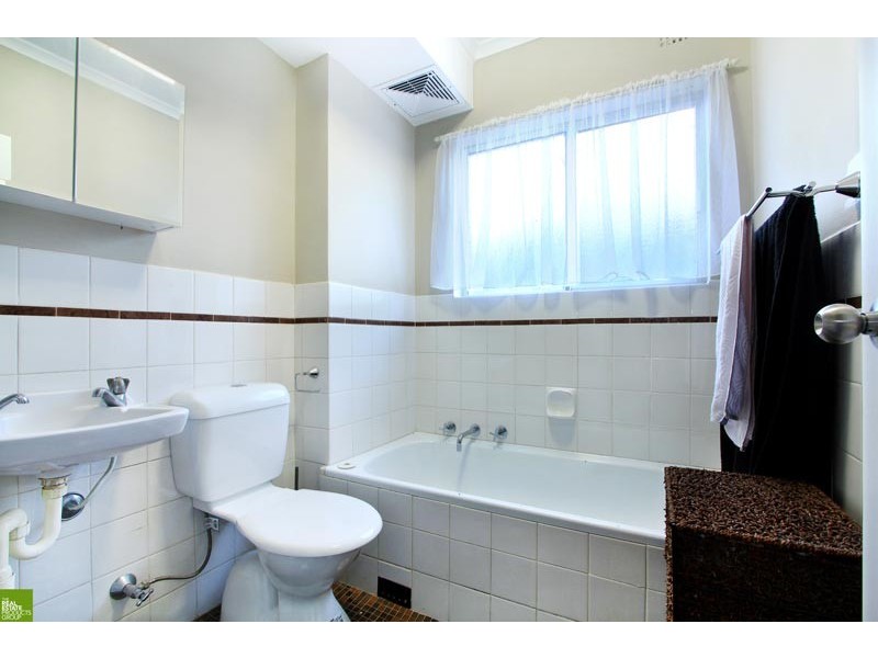 10/6 Mackie Street, Coniston NSW 2500