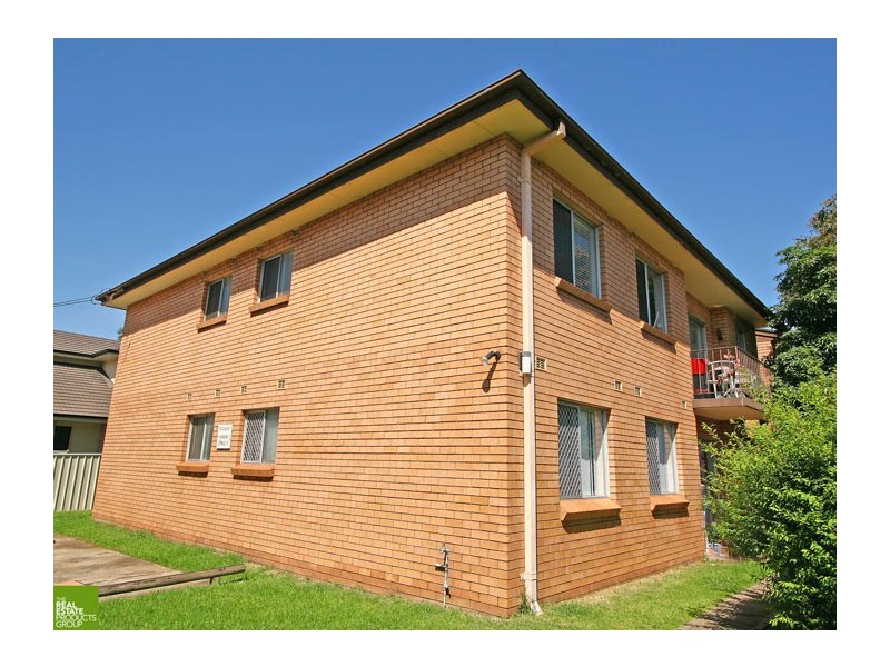 10/6 Mackie Street, Coniston NSW 2500