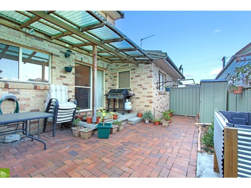 2/10 Chester Street, Bellambi NSW 2518