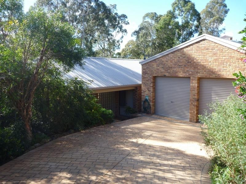 158 Derribong Drive, Cordeaux Heights NSW 2526