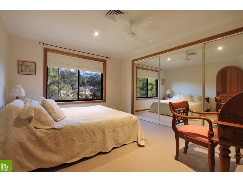 15 Barwon Place, Albion Park NSW 2527