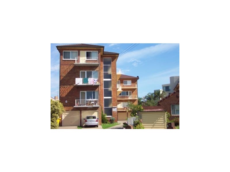 8/6 Parkside Avenue, Wollongong NSW 2500