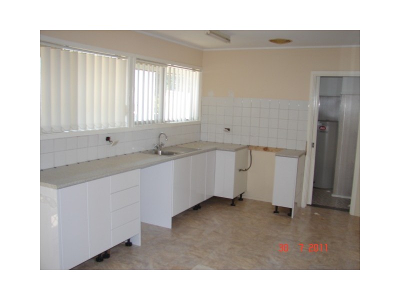 20 Campbell Street, Woonona NSW 2517