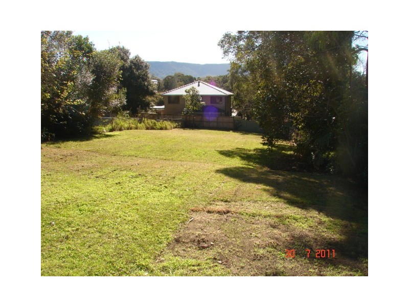 20 Campbell Street, Woonona NSW 2517