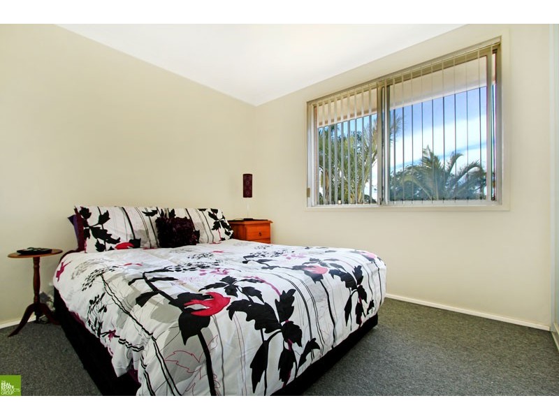 3 & 4/142 Pur Pur Ave, Lake Illawarra NSW 2528
