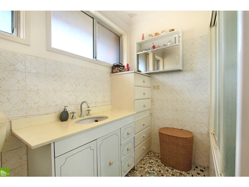 3 & 4/142 Pur Pur Ave, Lake Illawarra NSW 2528