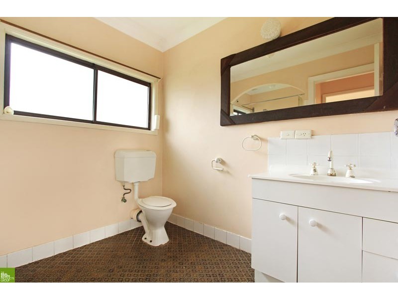 35 Windang road, Primbee NSW 2502