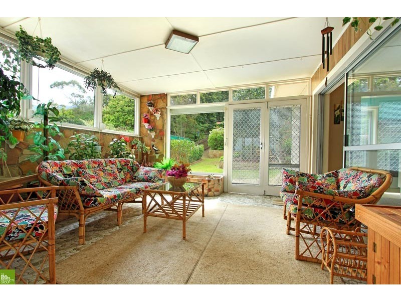 30 Morandoo Ave, Mount Keira NSW 2500