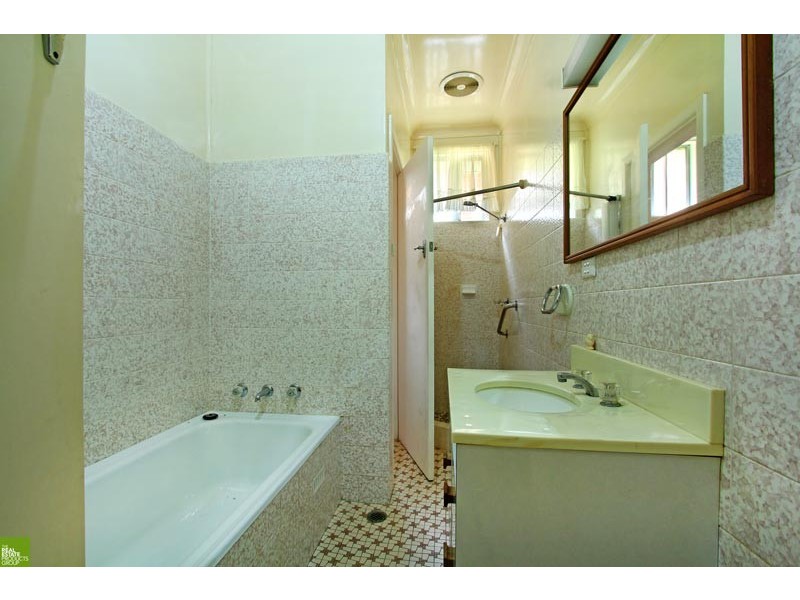 30 Morandoo Ave, Mount Keira NSW 2500
