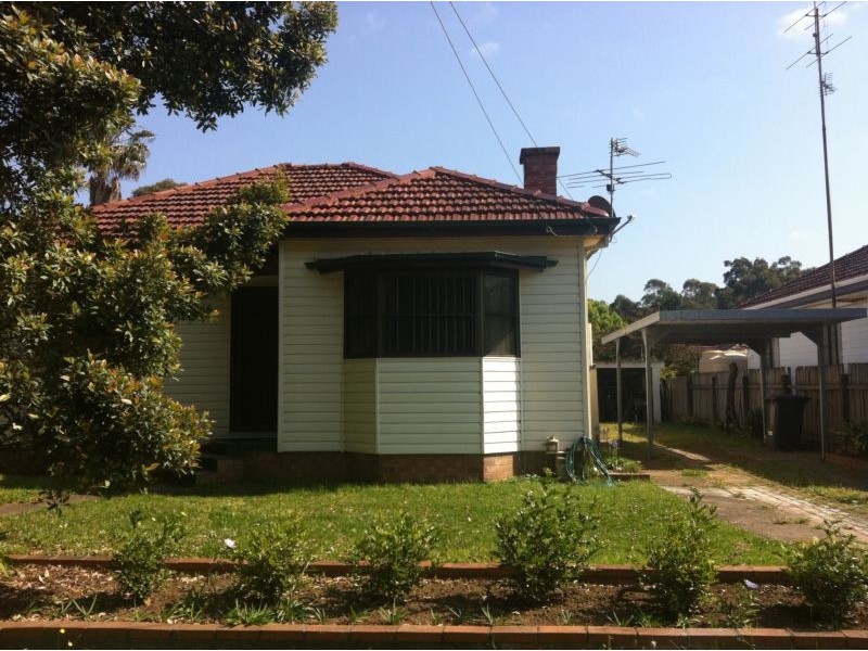 18 Graham Avenue, Gwynneville NSW 2500