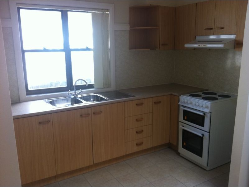 18 Graham Avenue, Gwynneville NSW 2500