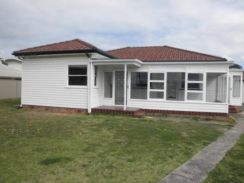 13 Towradgi Road, Towradgi NSW 2518