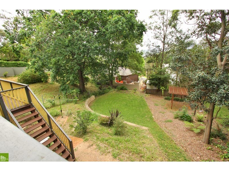 62 Woodlawn Avenue, Mangerton NSW 2500