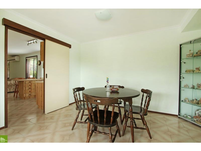 43 Windsor Cres, Brownsville NSW 2530