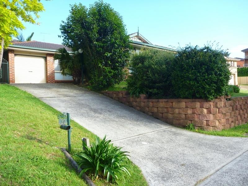 30 Chisholm Road, Warrawong NSW 2502