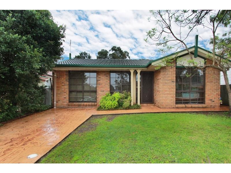 22 Grasmere Street, Mount Saint Thomas NSW 2500