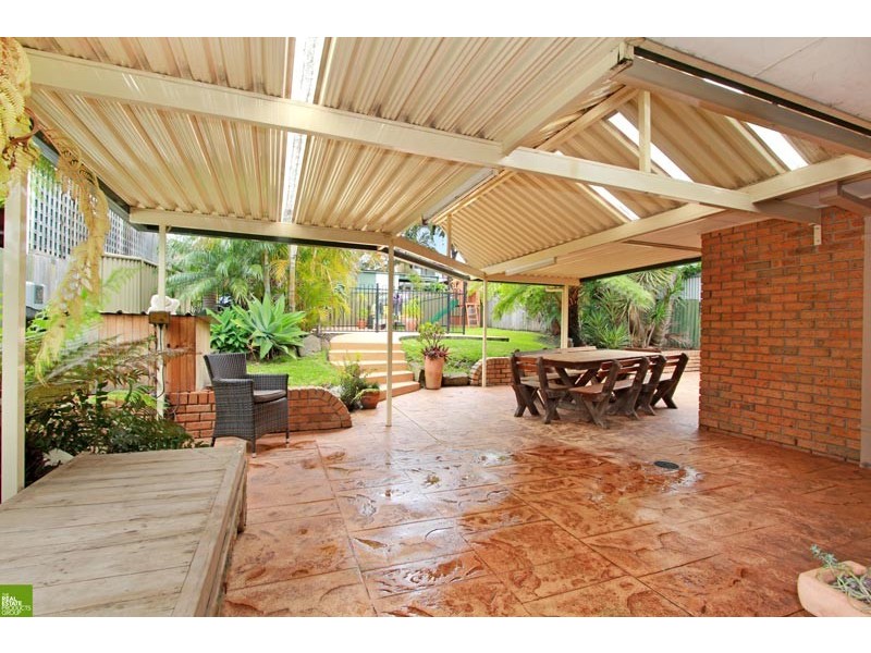 22 Grasmere Street, Mount Saint Thomas NSW 2500