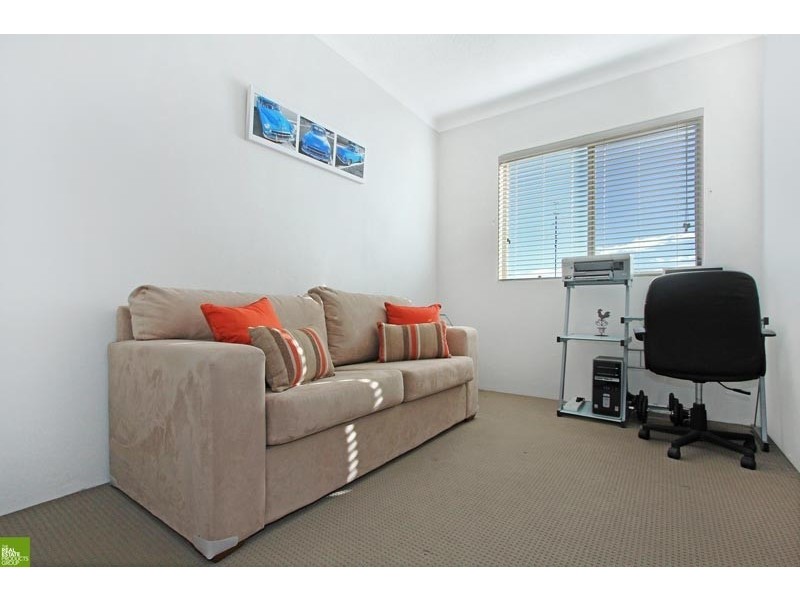 11/6 Mackie Street, Coniston NSW 2500