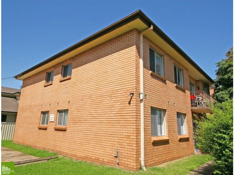 11/6 Mackie Street, Coniston NSW 2500