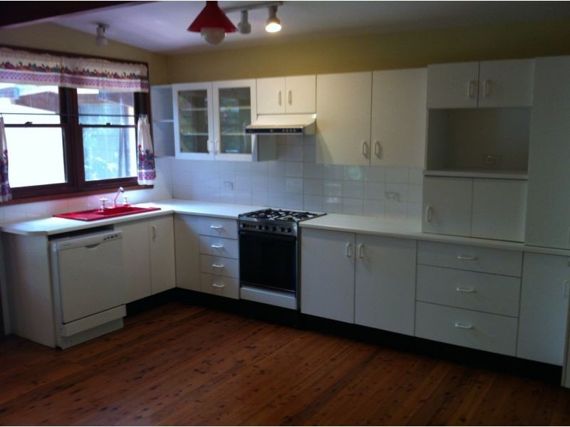36 Parrish Avenue, Mount Pleasant NSW 2519