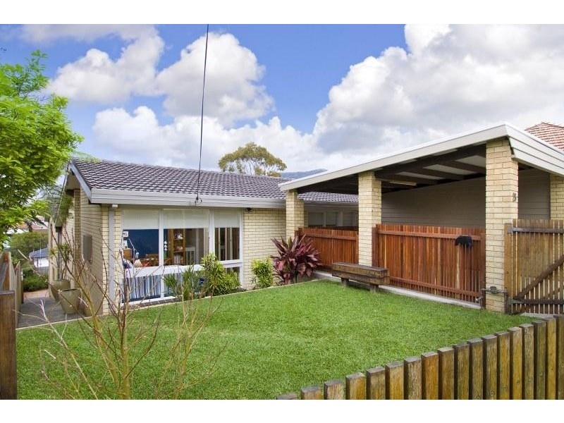 28 Hillcrest Street, Woonona NSW 2517