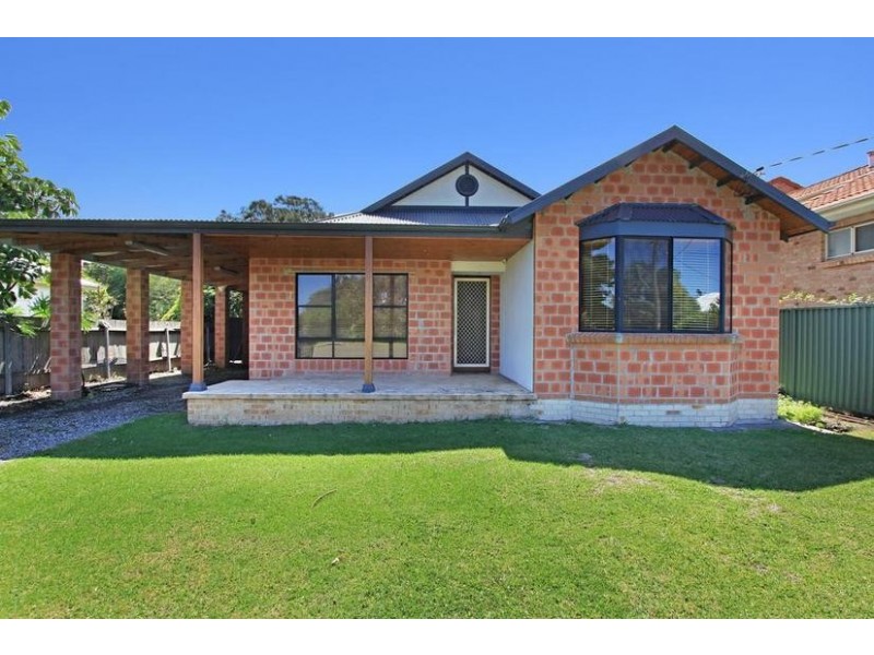68 Carroll Road, Corrimal East NSW 2518