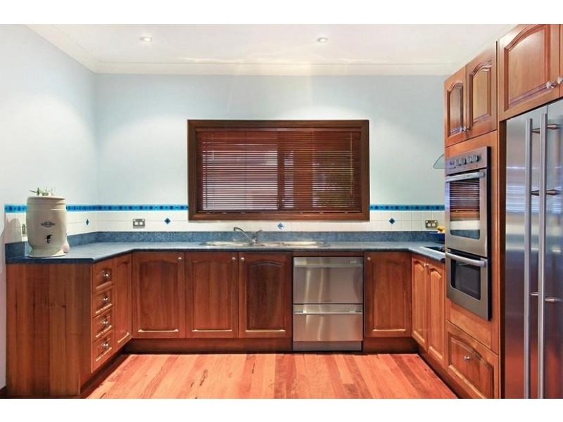 68 Carroll Road, Corrimal East NSW 2518