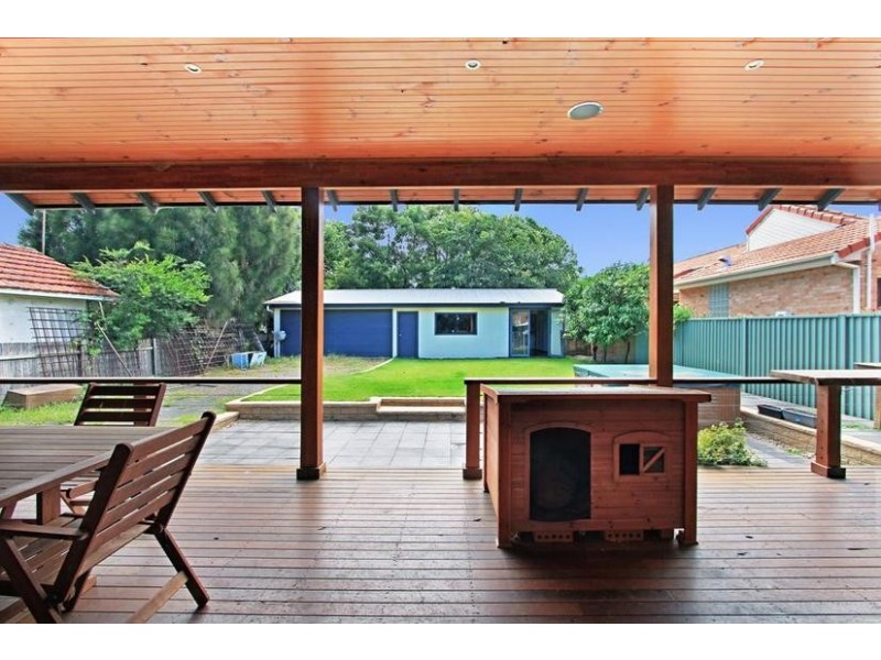 68 Carroll Road, Corrimal East NSW 2518