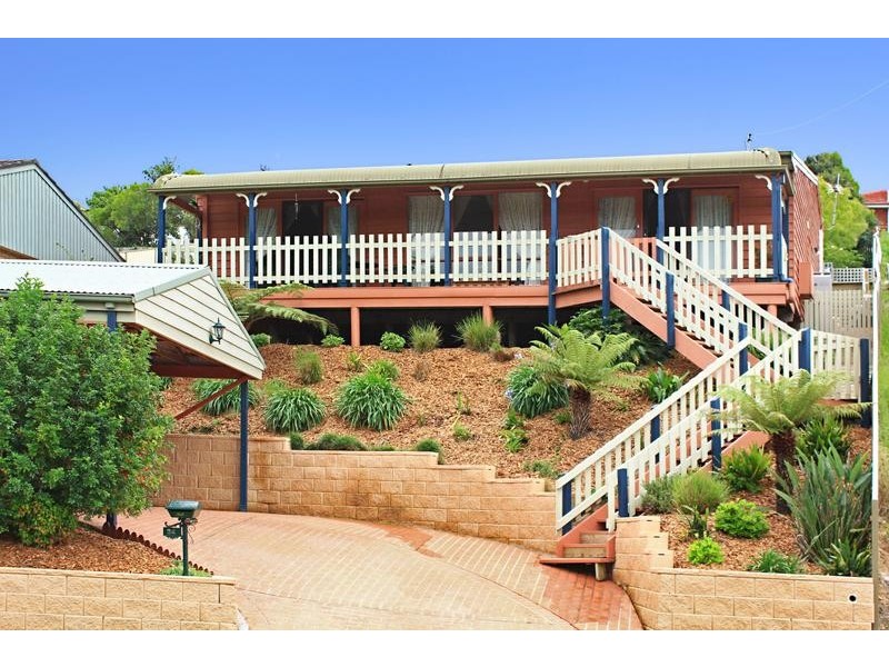 24 Bruce Street, Unanderra NSW 2526