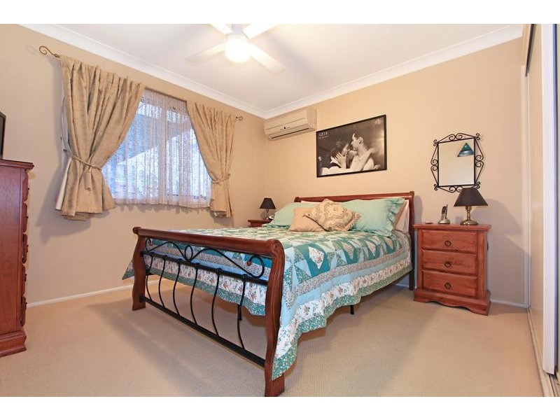 24 Bruce Street, Unanderra NSW 2526