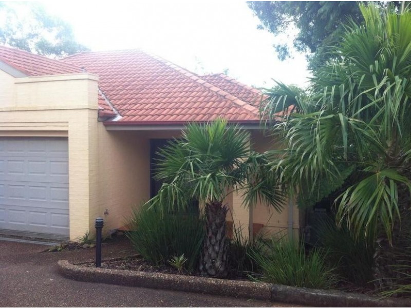 1/2 Foothills Road, Corrimal NSW 2518