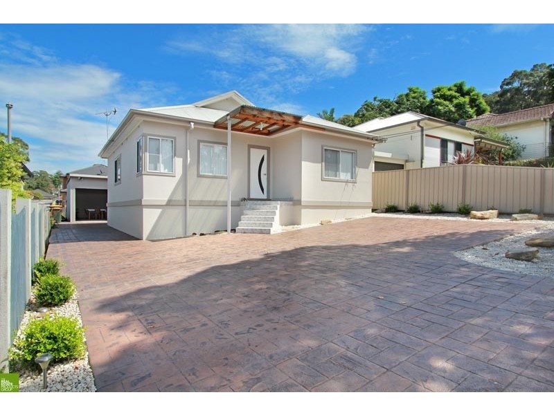 8 John Street, Mount Saint Thomas NSW 2500