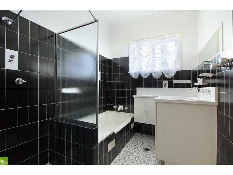 1/24a McKenzie Avenue, Wollongong NSW 2500