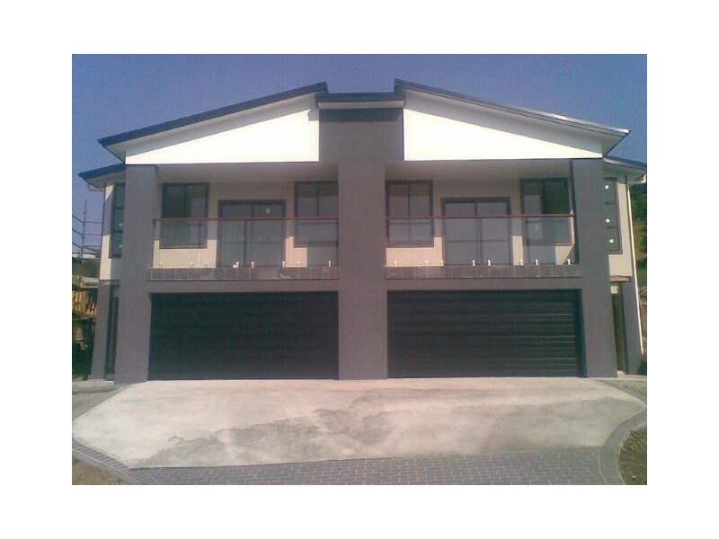 105 A&B Esperance Drive, Albion Park NSW 2527