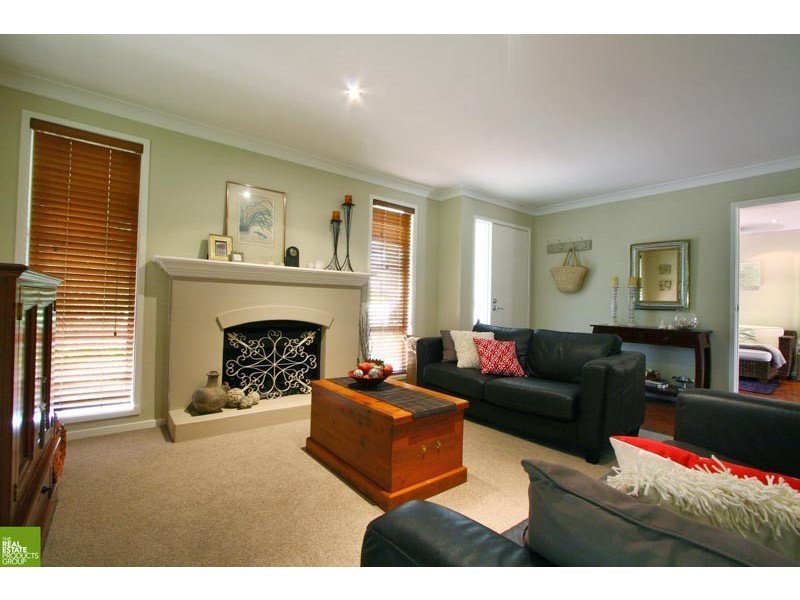 21 Serrata Place, Cordeaux Heights NSW 2526