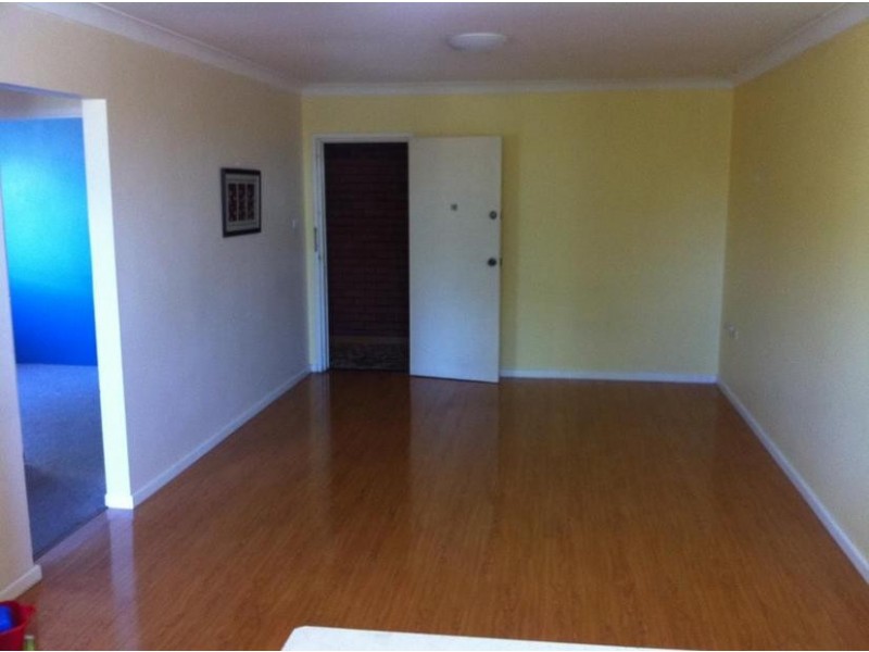 10/148 Auburn Street, Coniston NSW 2500