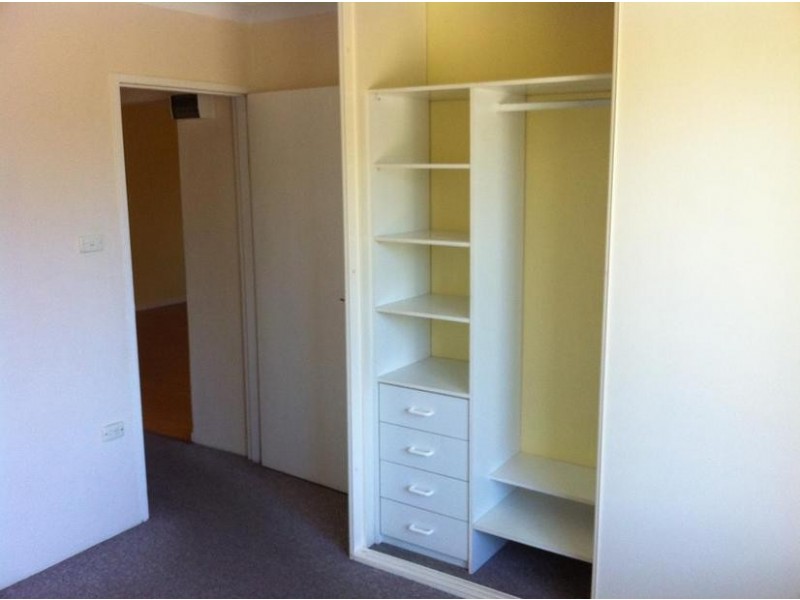 10/148 Auburn Street, Coniston NSW 2500