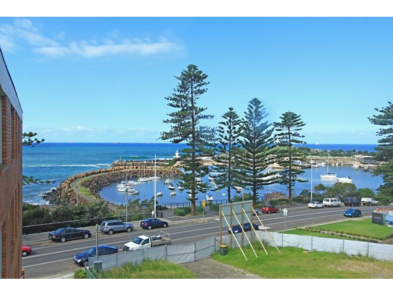 12/70 Cliff Road, Wollongong NSW 2500