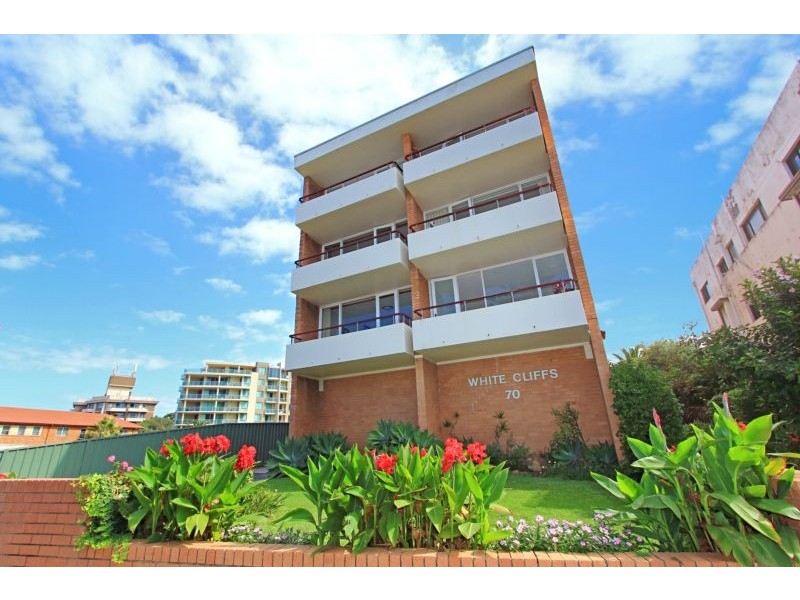12/70 Cliff Road, Wollongong NSW 2500