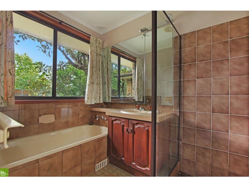 74 Gibsons Road, Figtree NSW 2525
