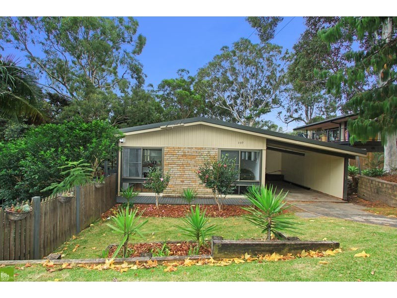 107 Jacaranda Ave, Figtree NSW 2525