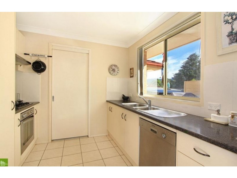 2/41 Taronga Ave, Mangerton NSW 2500