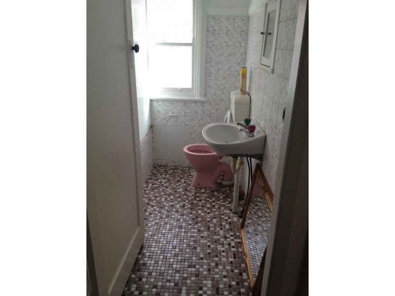 22 Kiernan Avenue, Gwynneville NSW 2500