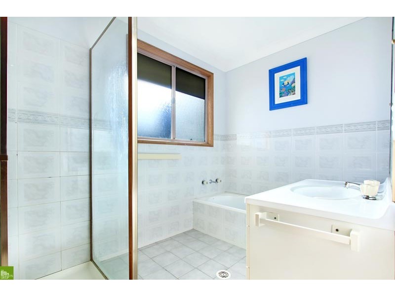 6/12 Lake Parade, Corrimal East NSW 2518