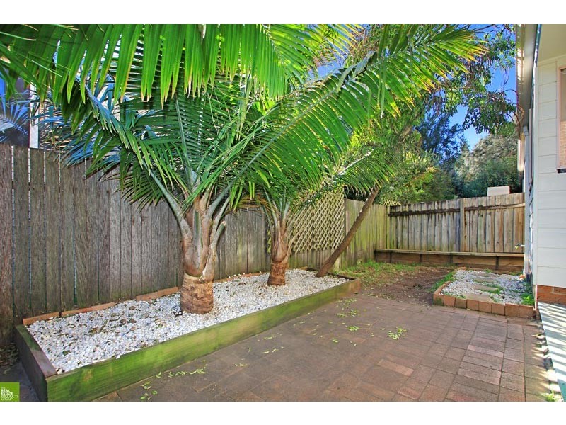 6/12 Lake Parade, Corrimal East NSW 2518