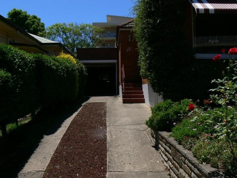 15 Noel Street, Wollongong North NSW 2500